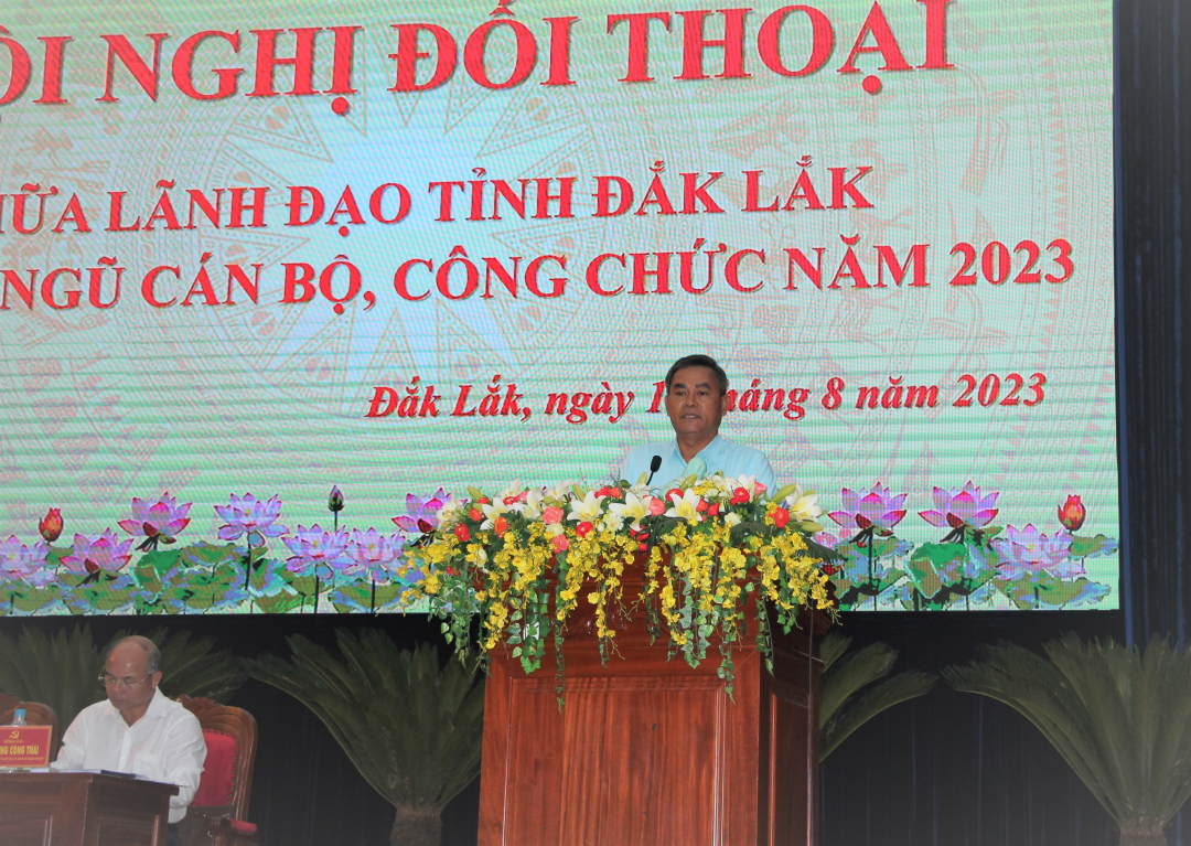 Hội nghị đối thoại giữa lãnh đạo tỉnh với đội ngũ cán bộ, công chức năm 2023