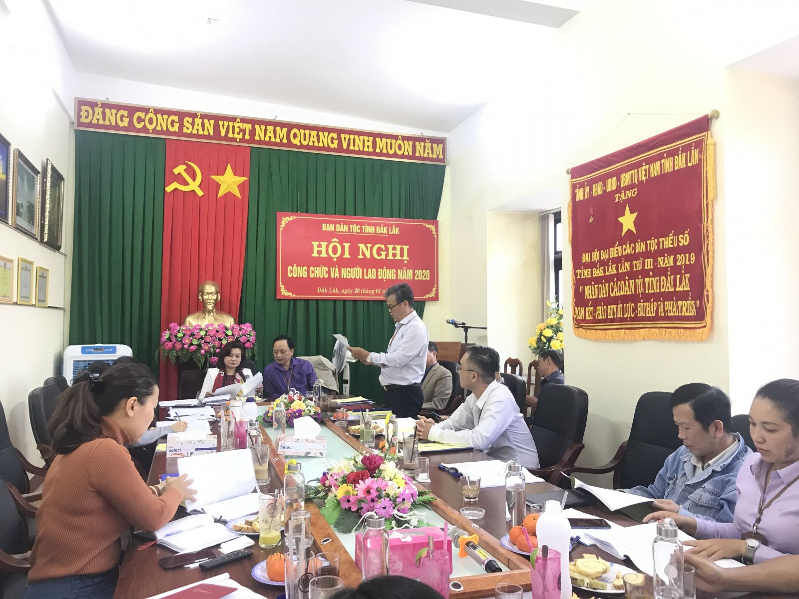 Ban Dân tộc tổ chức Hội nghị Công chức năm 2020