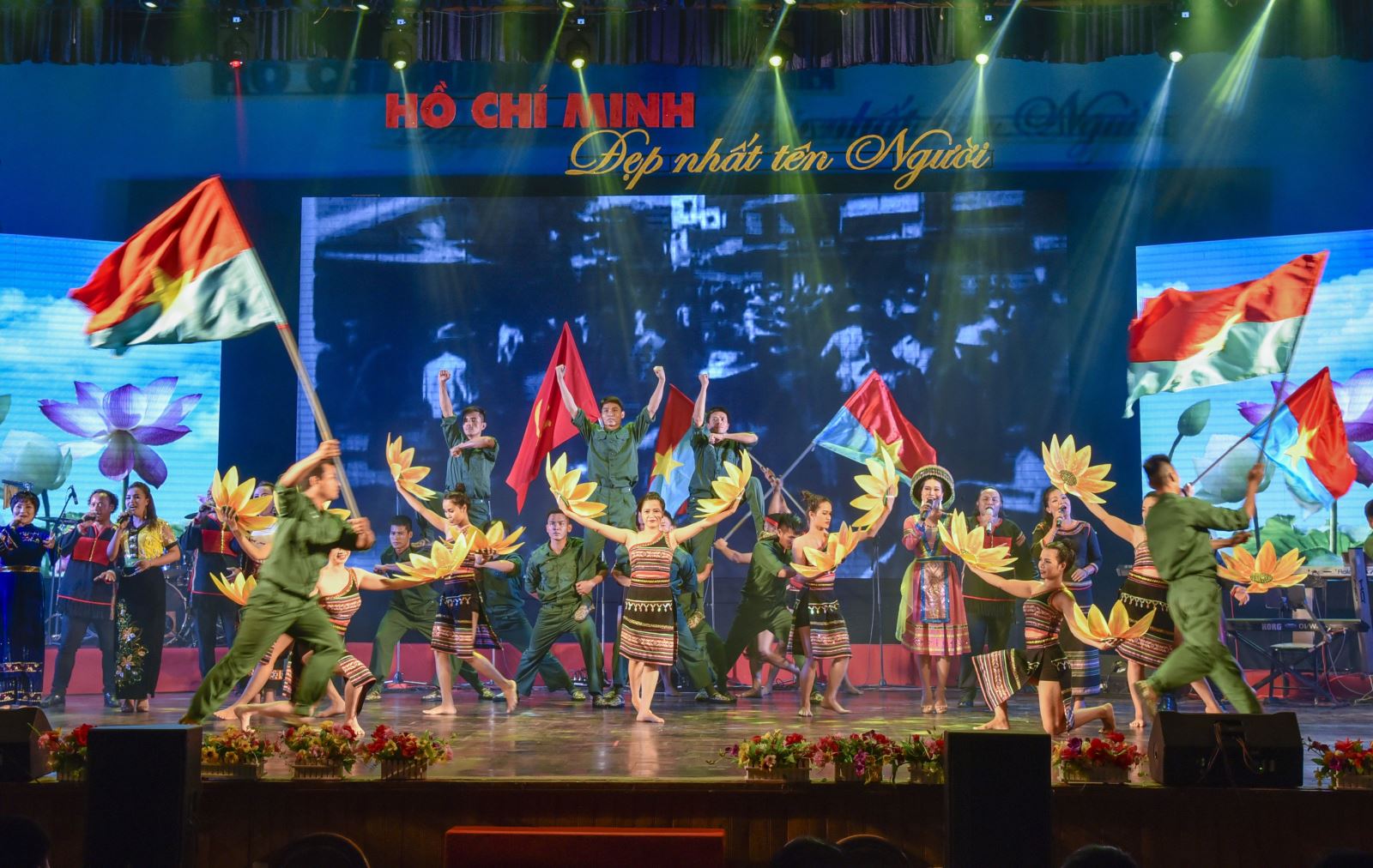 Tuyên truyền, hưởng ứng và tham gia Giải thưởng sáng tác, quảng bá tác phẩm văn học, nghệ thuật, báo chí