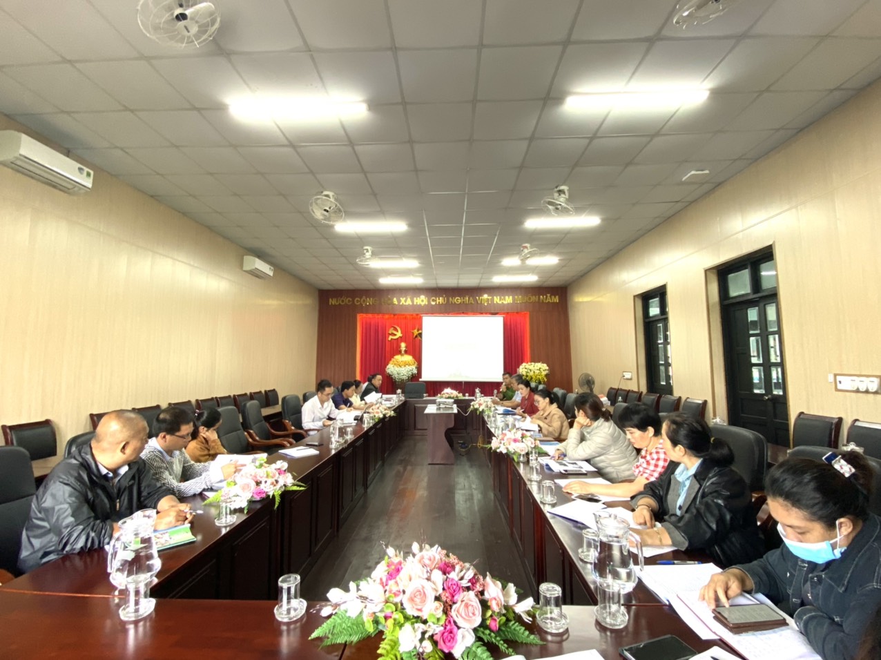 Tập huấn phòng cháy chữa cháy và cứu nạn, cứu hộ (PCCC-CNCH)  cho công chức và người lao động tại Ban Dân tộc tỉnh Đắk Lắk