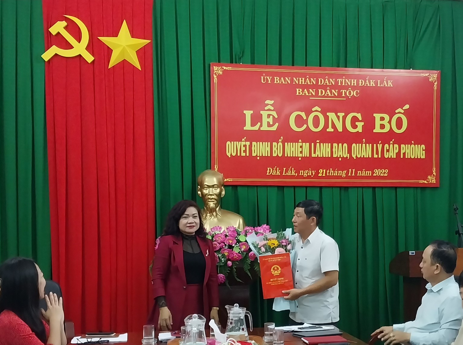 Lễ công bố Quyết định tiếp nhận và bổ nhiệm Lãnh đạo, quản lý  cấp phòng thuộc Ban Dân tộc