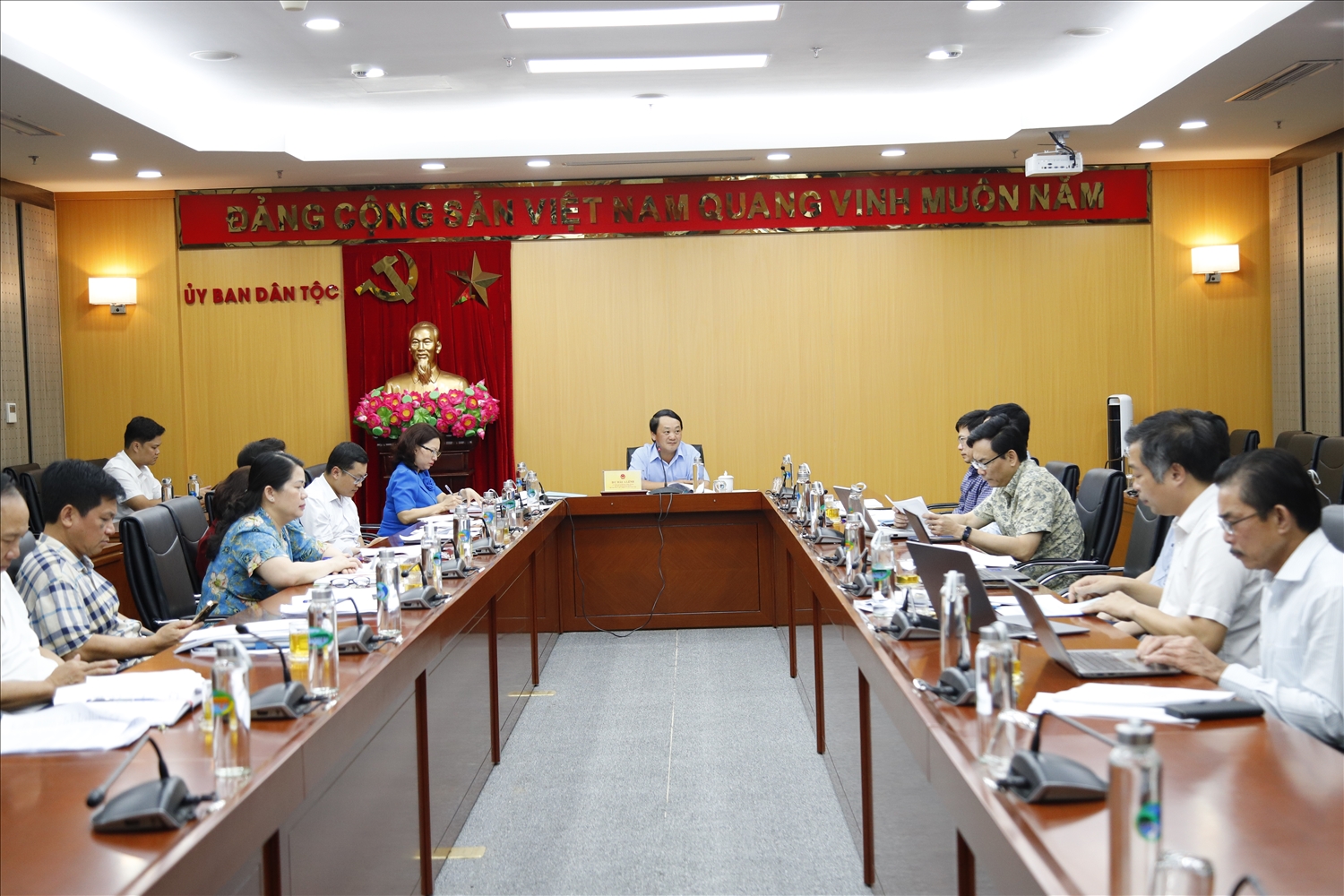 Ủy ban Dân tộc: Thảo luận dự thảo Báo cáo nghiên cứu khả thi điều chỉnh Quyết định 1719