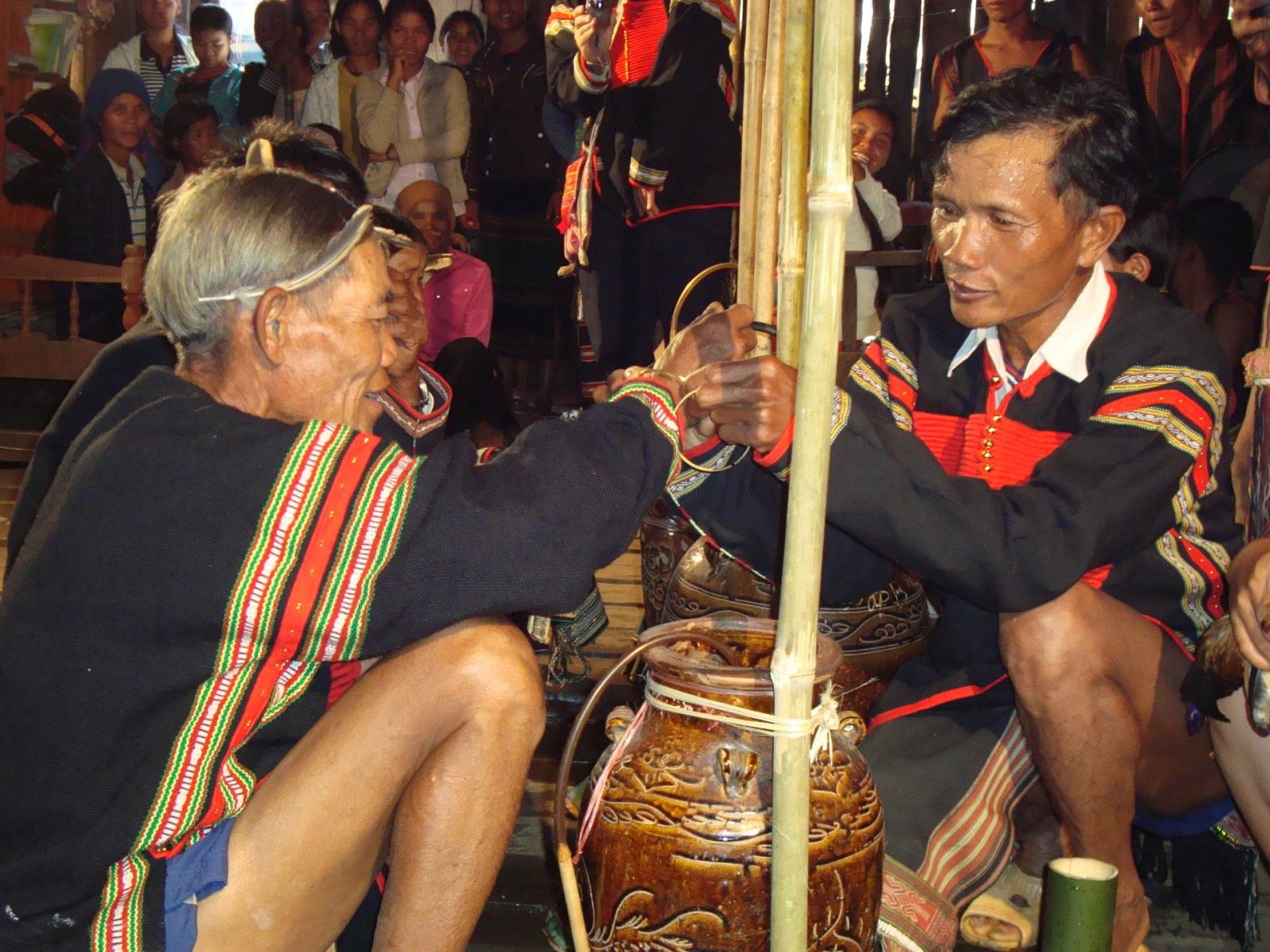 Tinh thần cố kết cộng đồng: Nét đẹp trong văn hóa M’nông