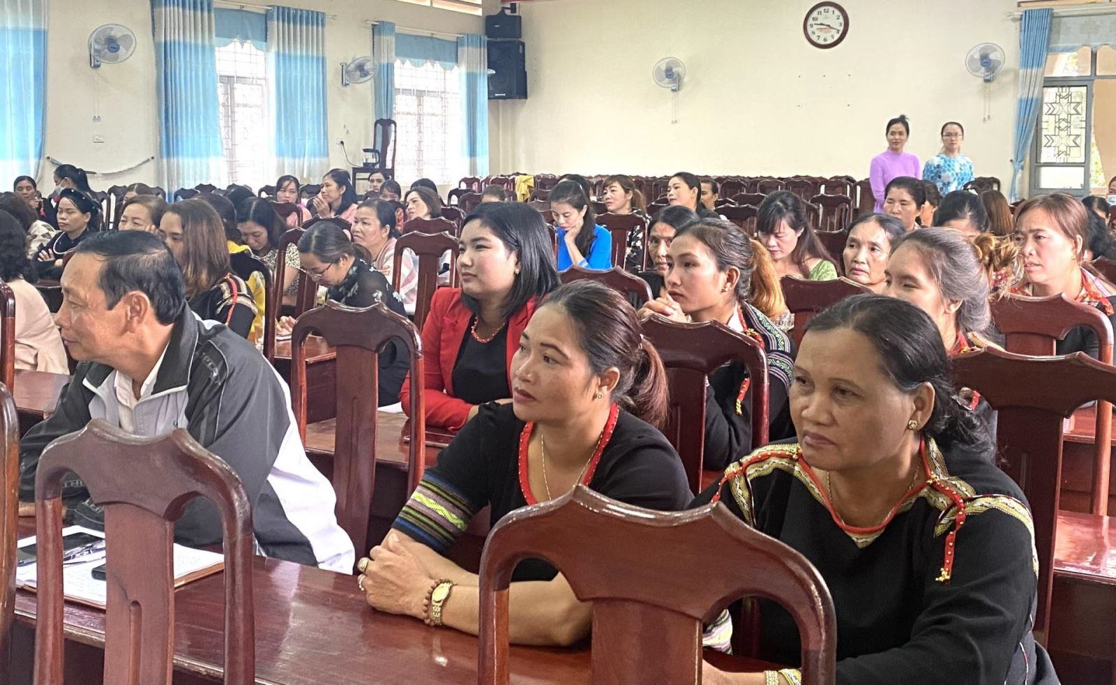 Diễn đàn “Vun đắp giá trị gia đình Việt Nam”