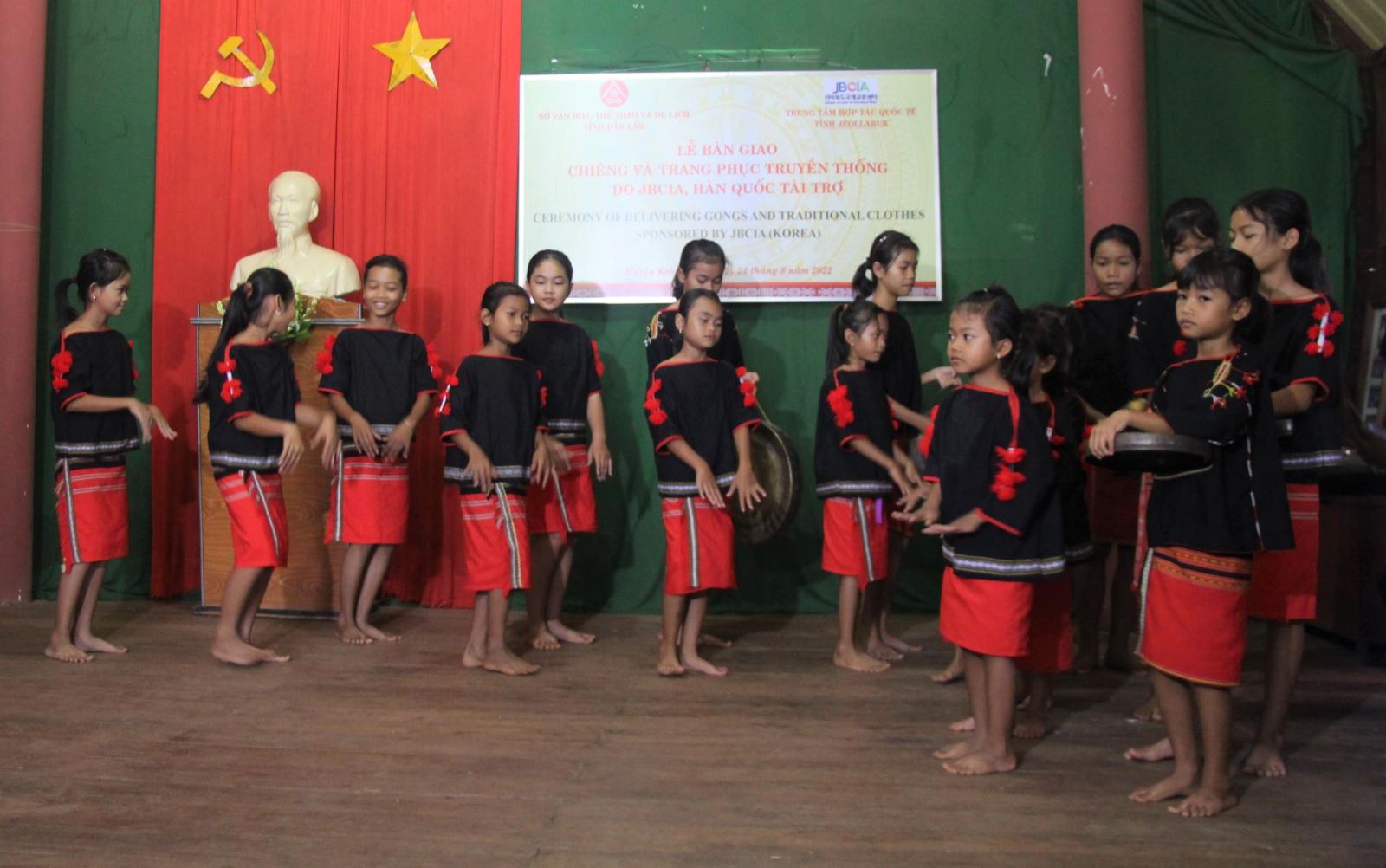 Lưu giữ văn hóa truyền thống