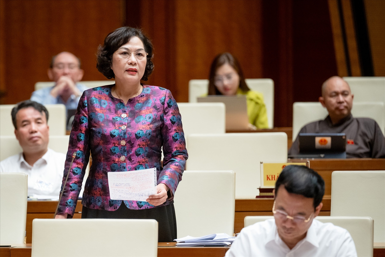 Cử tri quan tâm đến chính sách tín dụng đối với đồng bào DTTS và miền núi