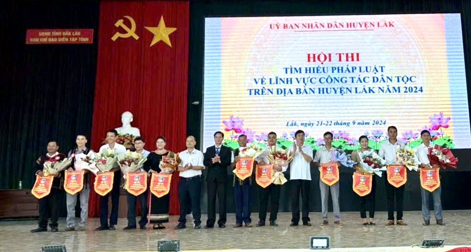 Huyện Lắk, tỉnh Đắk Lắk: Tổ chức Hội thi tìm hiểu pháp luật về công tác dân tộc