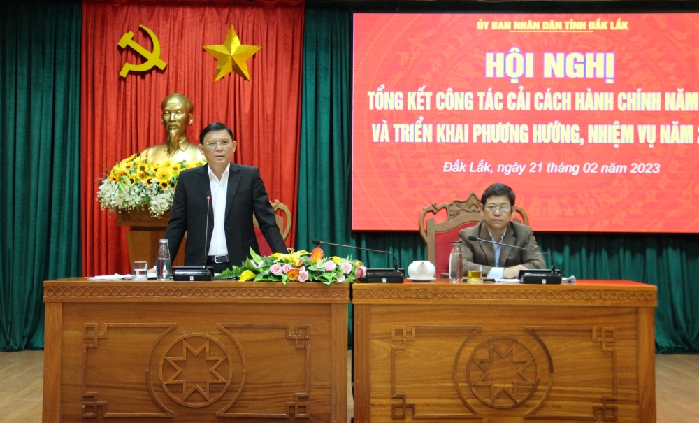 Thúc đẩy tiến trình chuyển đổi số gắn với cải cách hành chính