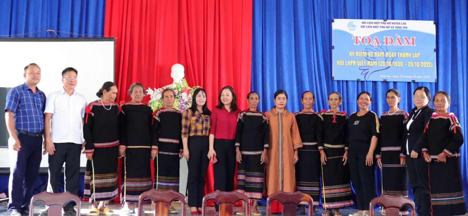 Nâng cao giá trị sản phẩm thổ cẩm của các dân tộc thiểu số