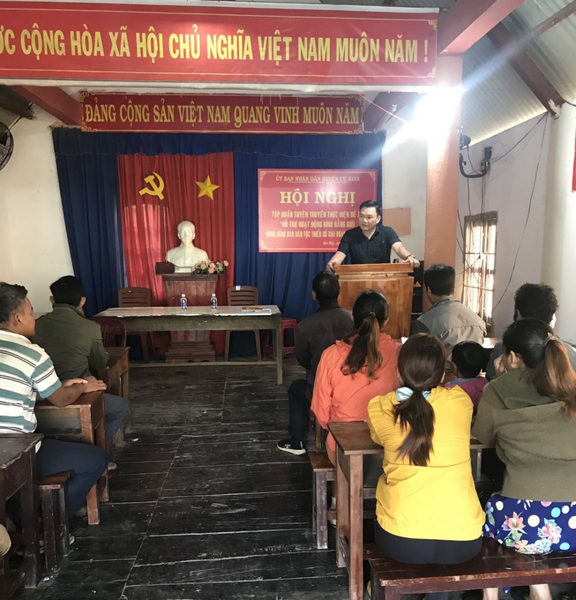 Huyện Cư Kuin tổ chức Hoạt động bình đẳng giới vùng DTTS năm 2020