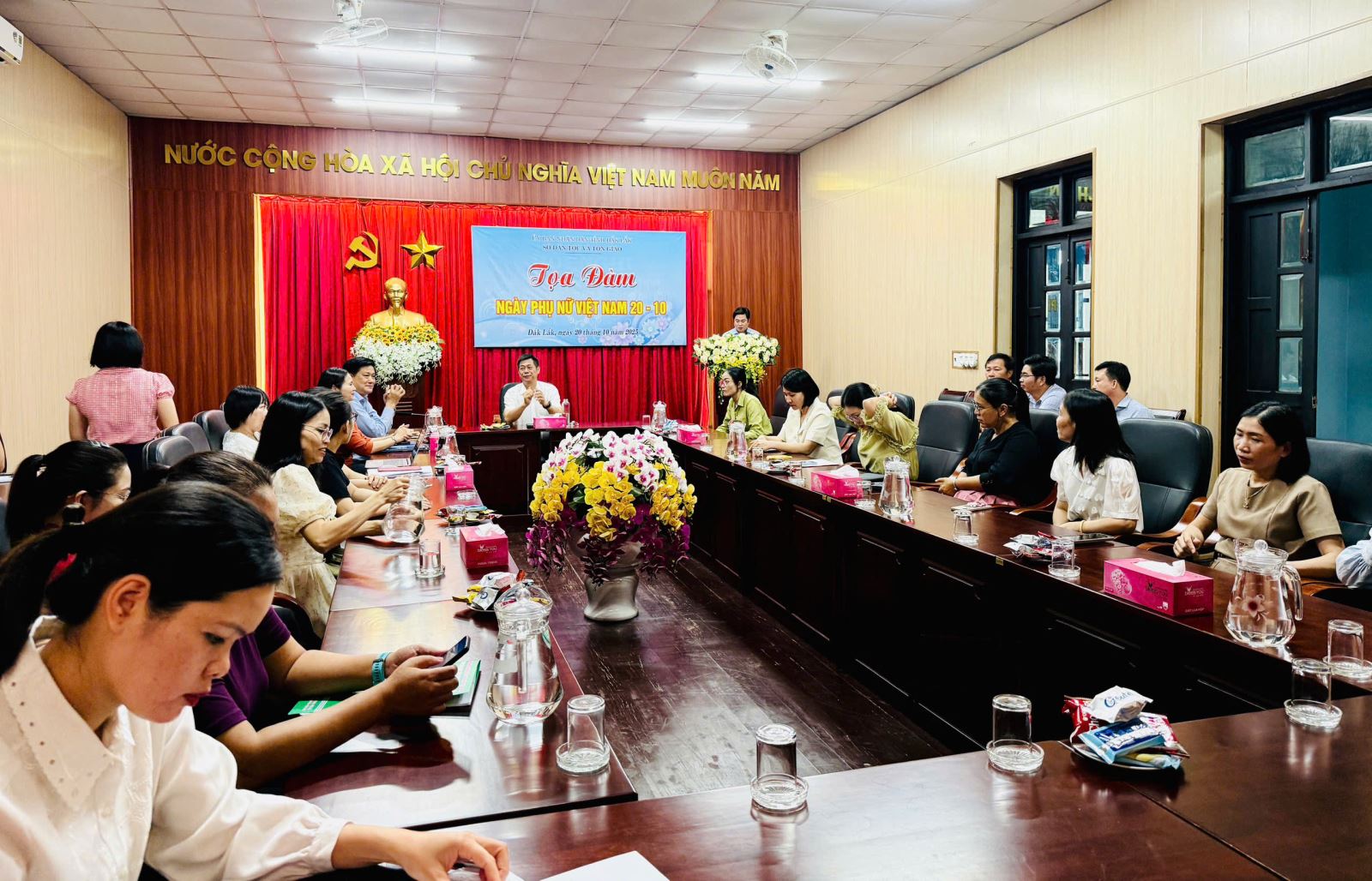 Sở Dân tộc và Tôn giáo tổ chức tọa đàm kỷ niệm 15 năm Ngày Phụ nữ Việt Nam (20/10/2010 – 20/10/2025)