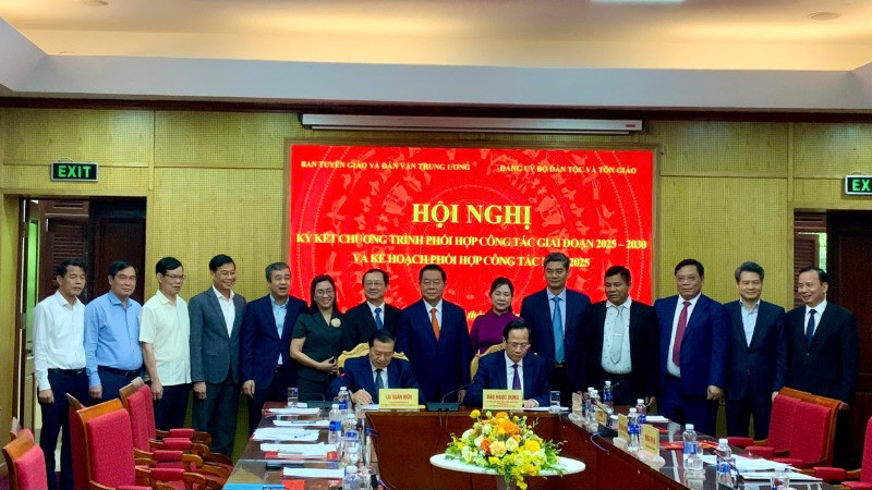 Tích cực, chủ động phối hợp trong công tác dân tộc và tôn giáo