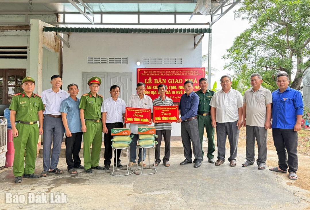 Niềm vui an cư từ phong trào xóa nhà tạm, nhà dột nát