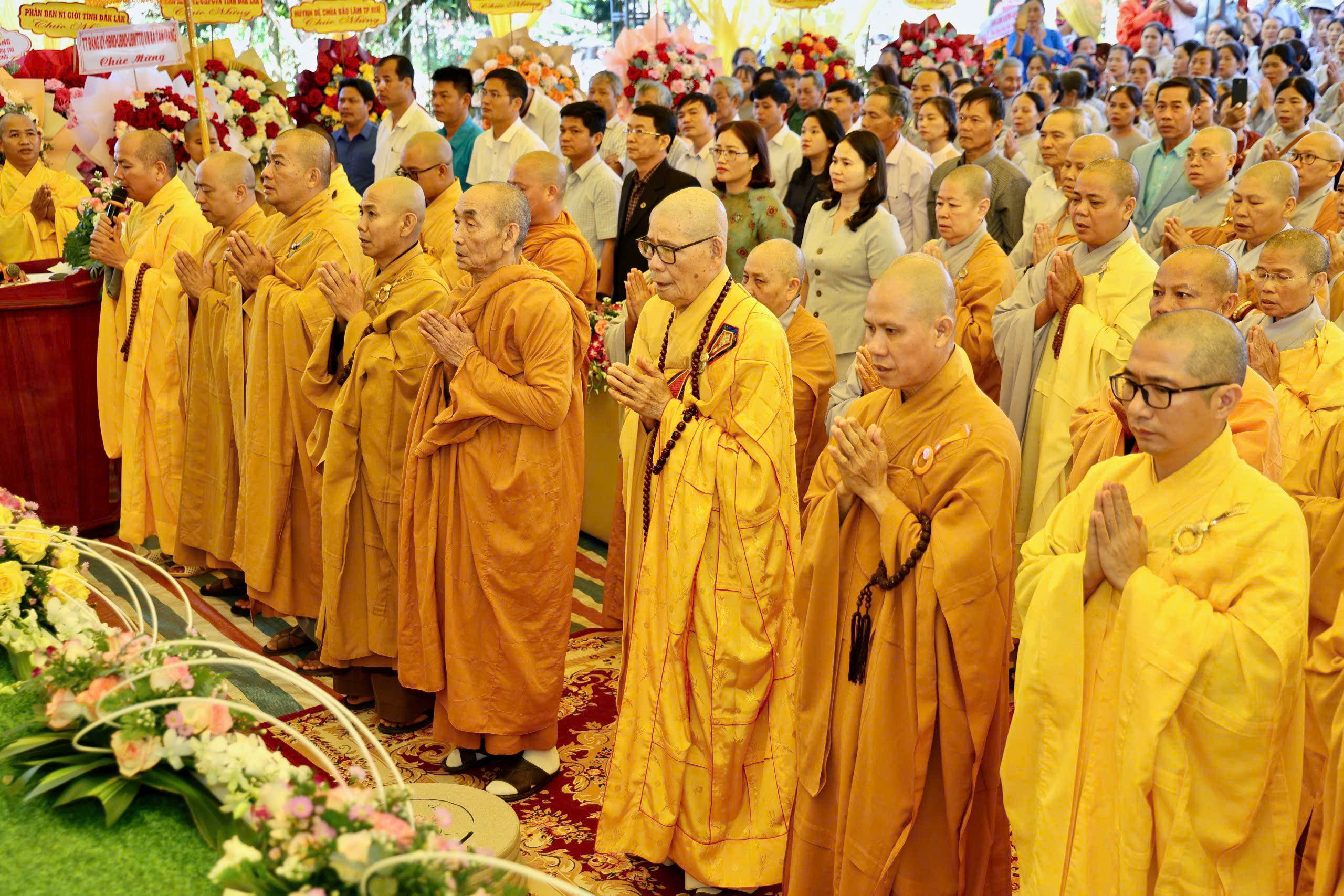 Sở Dân tộc và Tôn giáo chúc mừng lễ bổ nhiệm trụ trì  Niệm Phật đường Phước Long, xã Tam Giang