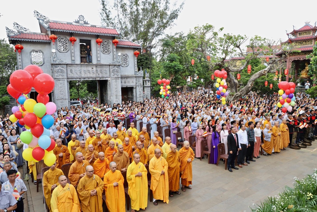 Đôi nét về ngày lễ Phật đản