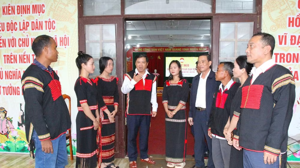 Đổi mới công tác dân tộc và tôn giáo ở địa bàn chiến lược Tây Nguyên